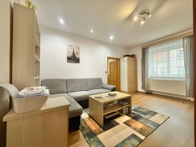 Prodej bytu 2+1, Krnov - Pod Cvilínem, Zeyerova, 60 m2