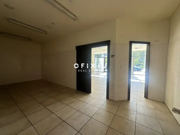 Pronájem obchodního prostoru, Brno, Holandská, 120 m2