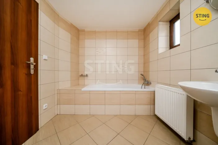 Prodej rodinného domu, Bystřice, 220 m2