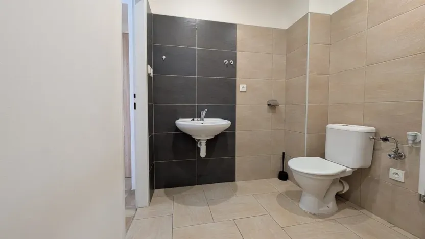 Pronájem bytu 2+kk, Peruc, U Koupaliště, 41 m2