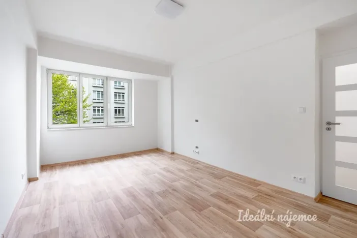 Pronájem bytu 2+1, Praha - Vršovice, Lvovská, 59 m2