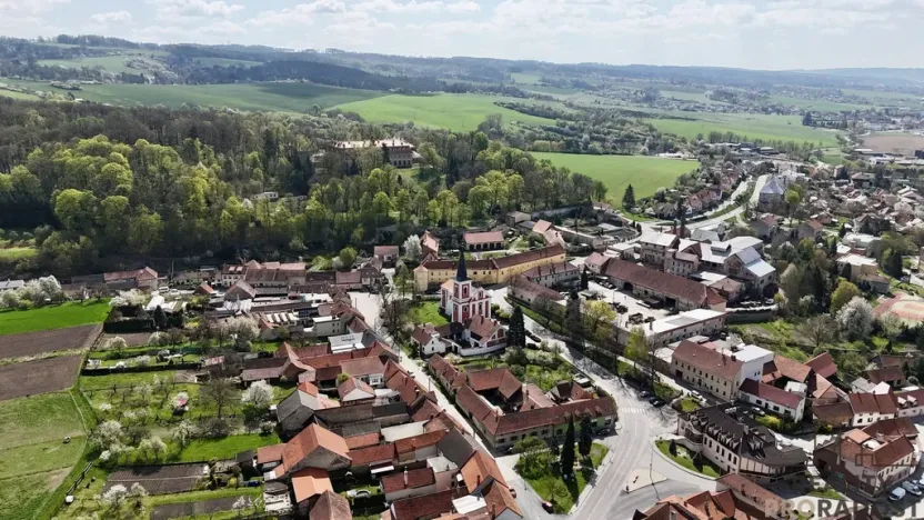 Pronájem bytu 2+1, Rájec-Jestřebí, Šafranice, 232 m2