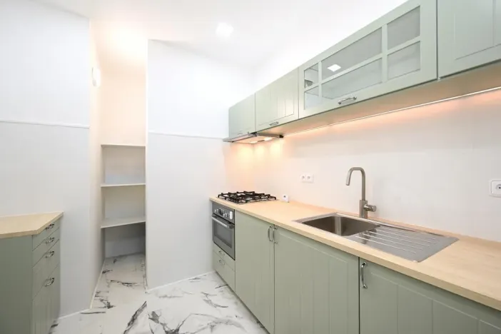 Pronájem bytu 2+1, Praha - Žižkov, Křivá, 50 m2