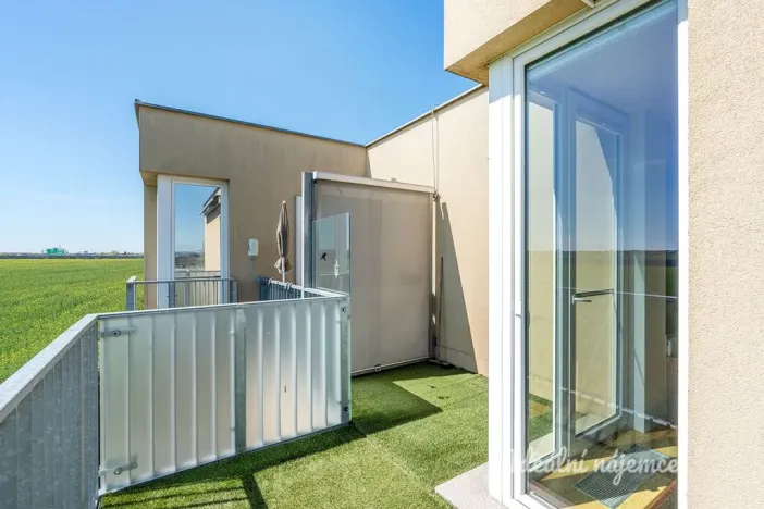 Pronájem bytu 2+kk, Praha, Pod Formankou, 54 m2