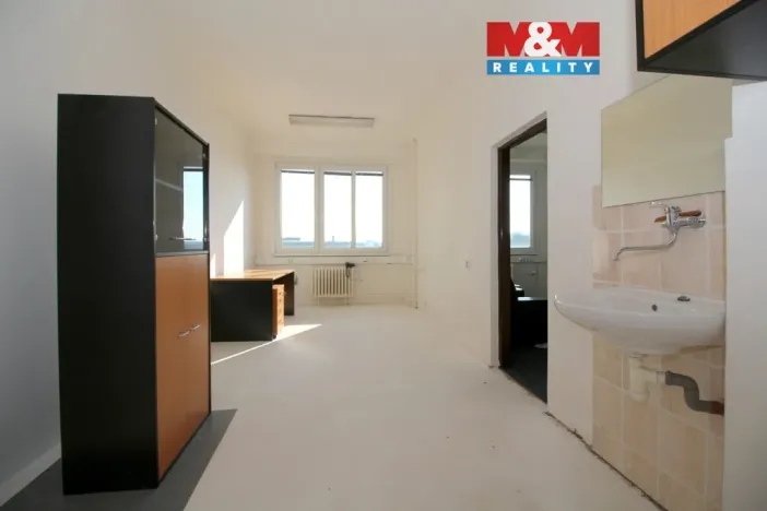 Pronájem kanceláře, Hradec Králové - Nový Hradec Králové, Brněnská, 38 m2