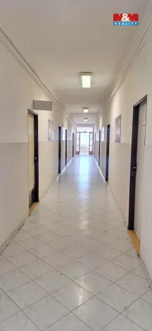 Pronájem kanceláře, Hradec Králové - Nový Hradec Králové, Brněnská, 38 m2
