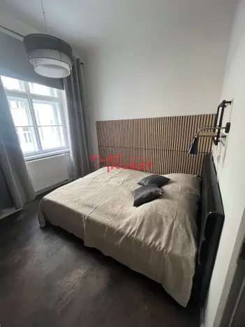 Pronájem bytu 2+kk, Praha - Holešovice, Jirečkova, 52 m2