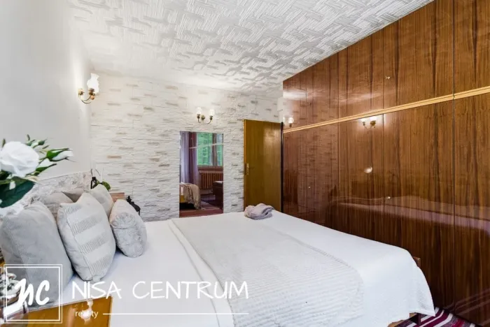 Prodej rodinného domu, Krnsko, 304 m2