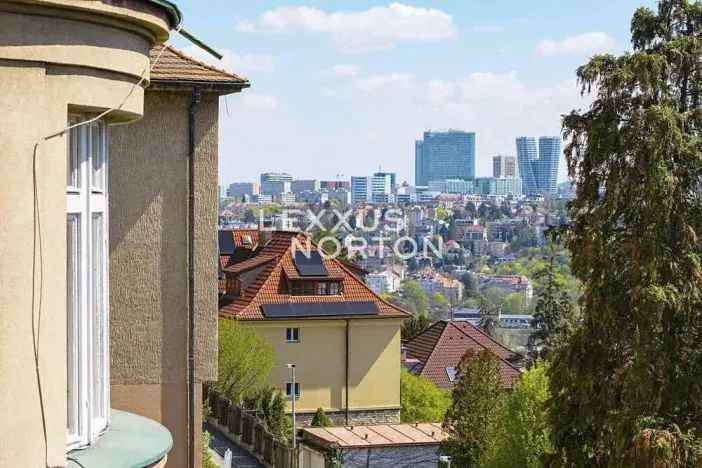 Prodej rodinného domu, Praha - Smíchov, Pod Děvínem, 232 m2