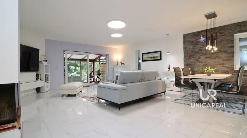 Prodej rodinného domu, Brno - Komín, Hlavní, 558 m2