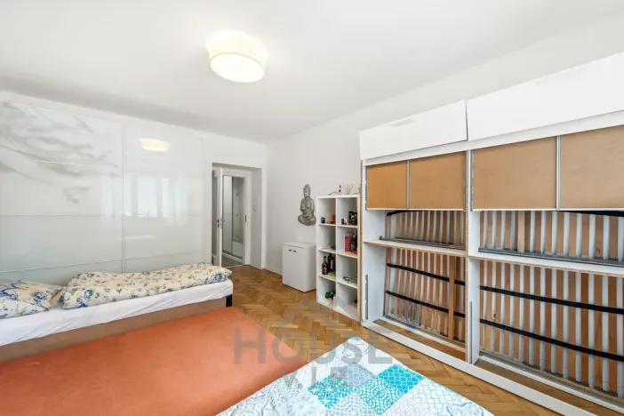 Prodej bytu 2+kk, Praha - Žižkov, Jeseniova, 46 m2