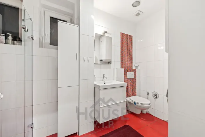 Prodej bytu 2+kk, Praha - Žižkov, Jeseniova, 46 m2