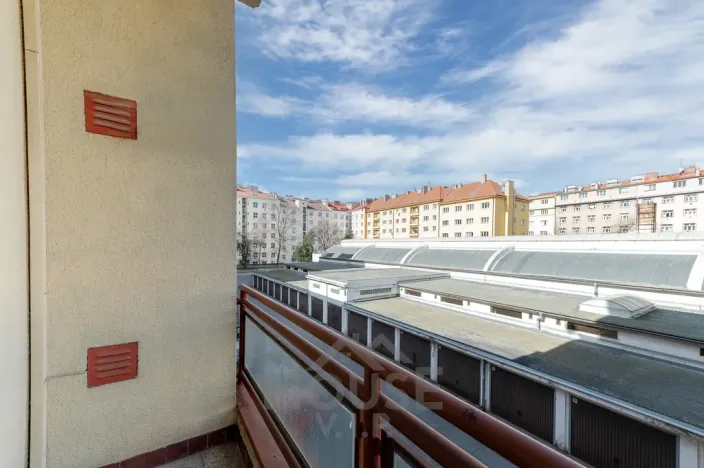 Prodej bytu 2+kk, Praha - Žižkov, Jeseniova, 46 m2
