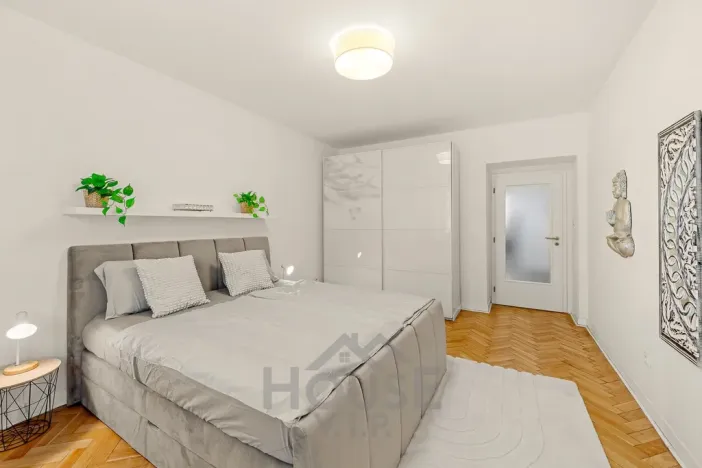 Prodej bytu 2+kk, Praha - Žižkov, Jeseniova, 46 m2