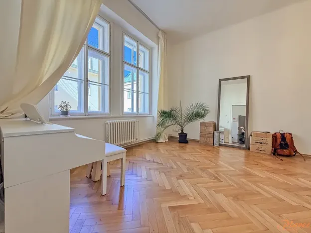 Pronájem bytu 1+1, Praha - Staré Město, Národní, 43 m2