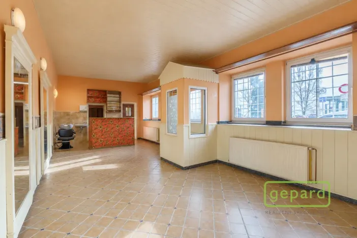 Prodej obchodního prostoru, Karlovy Vary, Rohová, 112 m2
