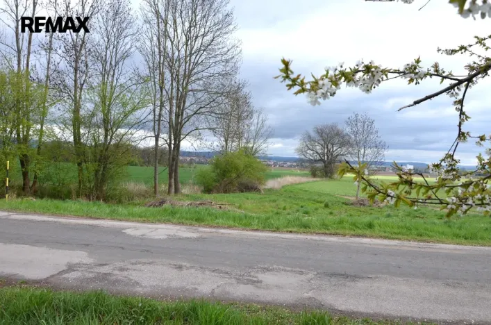 Prodej louky, Podhradí, 744 m2