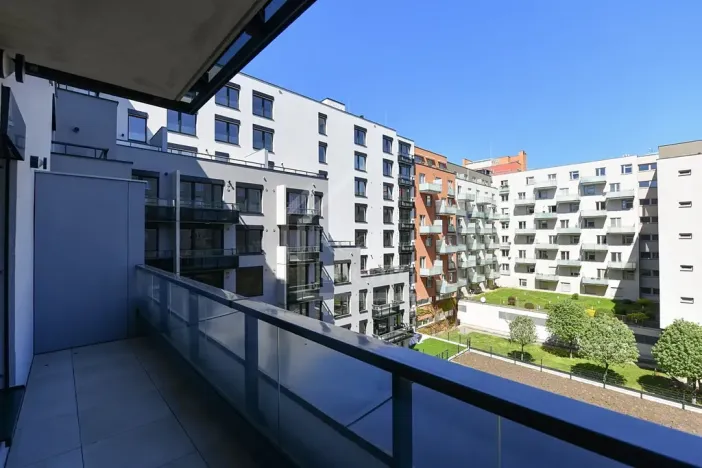 Pronájem bytu 1+kk, Praha - Kamýk, Hodkovická, 30 m2