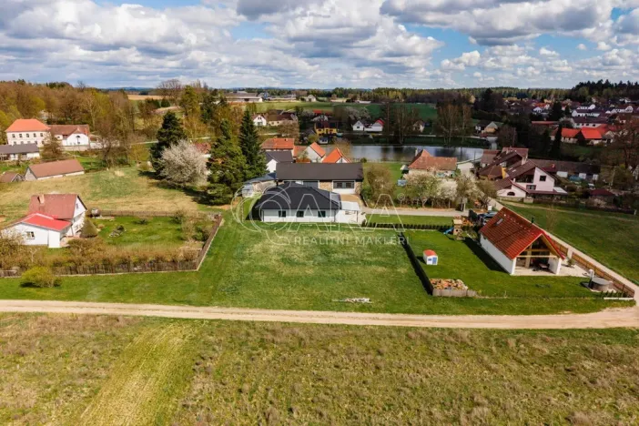 Prodej pozemku pro bydlení, Kostelní Radouň, 880 m2