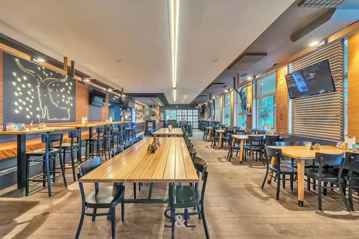 Prodej restaurace, Česká Lípa, Antonína Sovy, 900 m2