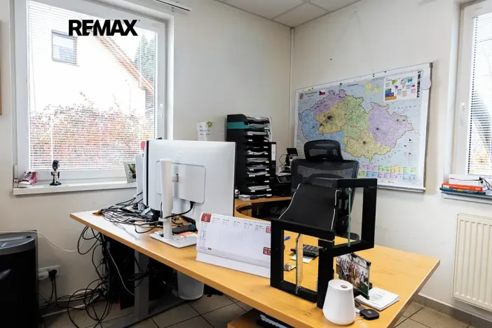 Prodej skladu, Hořovice, nábřeží Hynka Šlosara, 4000 m2