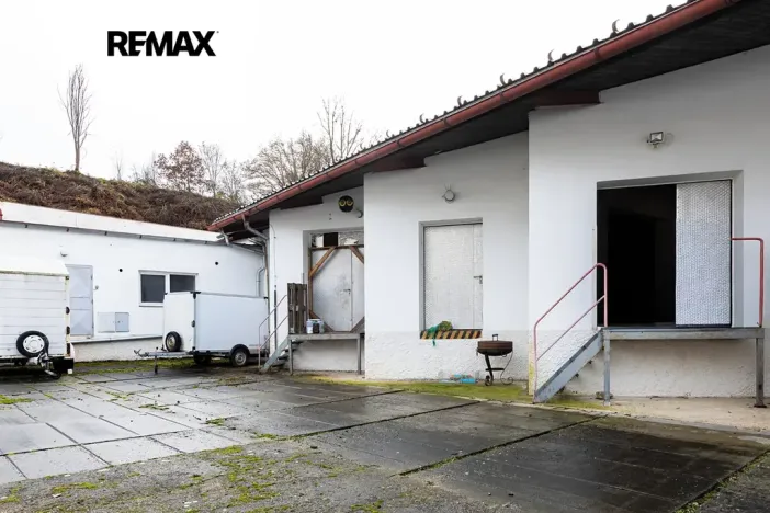 Prodej skladu, Hořovice, nábřeží Hynka Šlosara, 4000 m2