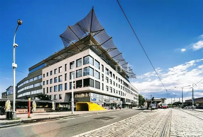 Pronájem kanceláře, Praha - Smíchov, Nádražní, 294 m2