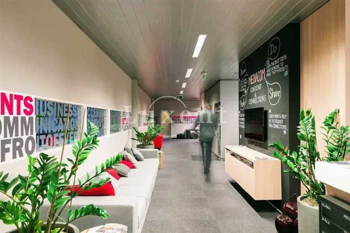 Pronájem kanceláře, Praha - Smíchov, Nádražní, 294 m2