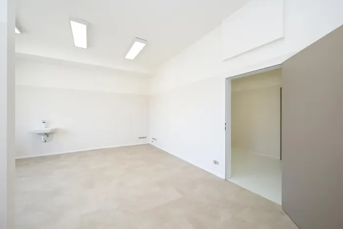 Pronájem ordinace, Hradec Králové, Pospíšilova, 55 m2