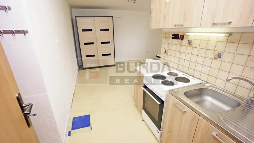 Pronájem bytu 2+kk, Neratovice, 28 m2