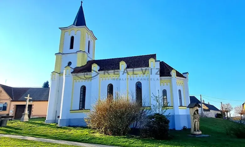 Prodej pozemku, Řípec, 6742 m2