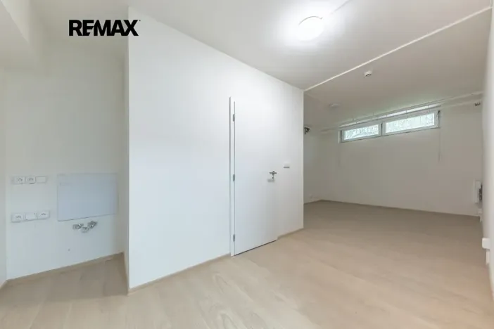 Prodej bytu 1+kk, Praha - Střížkov, Děčínská, 23 m2