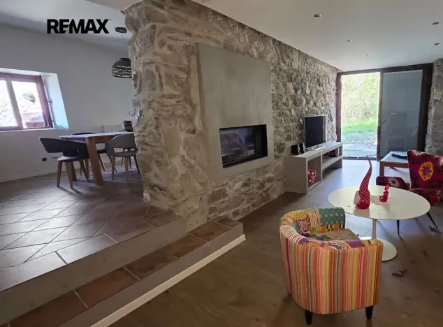 Prodej vily, Aosta, Itálie, 300 m2