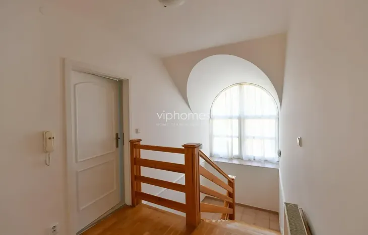 Pronájem vily, Průhonice, Pod Valem, 400 m2