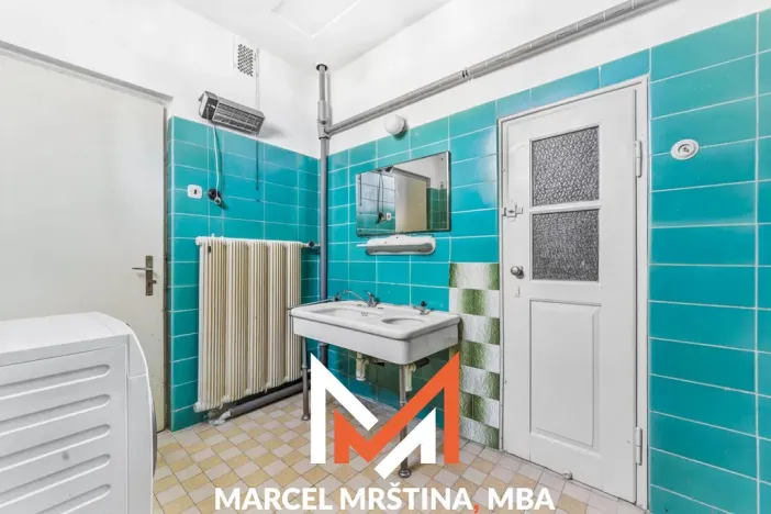 Prodej rodinného domu, Červený Kostelec, Jiráskova, 340 m2