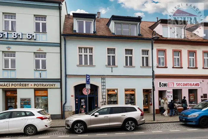 Prodej rodinného domu, Dobříš, Mírové náměstí, 451 m2