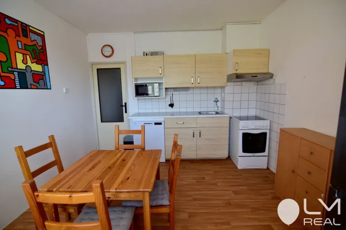 Pronájem bytu 2+1, Žďár nad Sázavou - Žďár nad Sázavou 6, Haškova, 63 m2