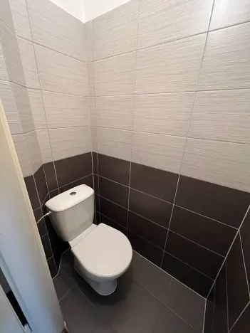 Pronájem bytu 2+kk, Praha - Bubeneč, dr. Zikmunda Wintra, 49 m2