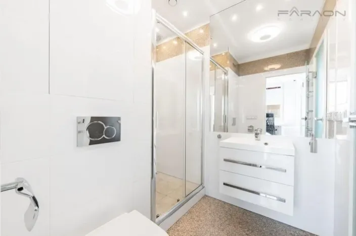 Pronájem bytu 2+kk, Praha - Hlubočepy, Lamačova, 32 m2