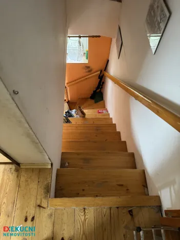 Prodej rodinného domu, Horky, 180 m2