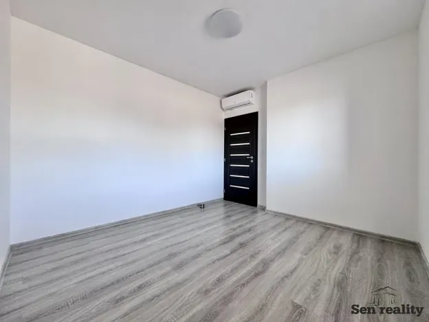 Pronájem rodinného domu, Srnojedy, Sportovní, 47 m2