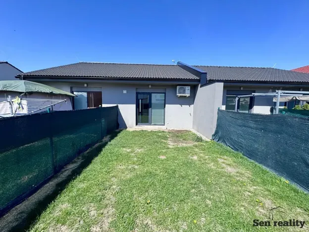 Pronájem rodinného domu, Srnojedy, Sportovní, 47 m2