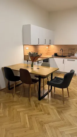 Pronájem bytu 2+kk, Praha - Vinohrady, Nitranská, 68 m2