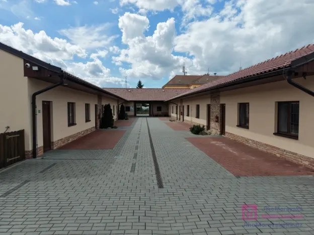 Prodej ubytování, Bulhary, 664 m2