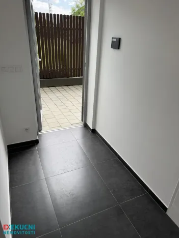 Prodej bytu 4+kk, Praha - Lochkov, K Lahovské, 99 m2