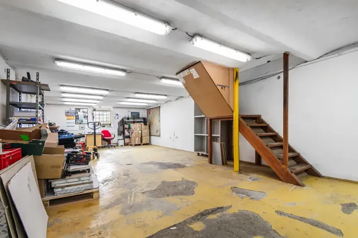 Prodej obchodního prostoru, Kolín, Roháčova, 340 m2