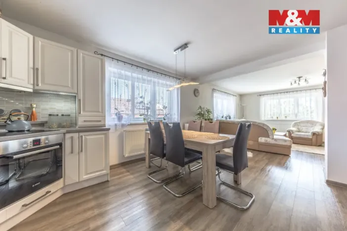 Prodej rodinného domu, Velenka, 152 m2