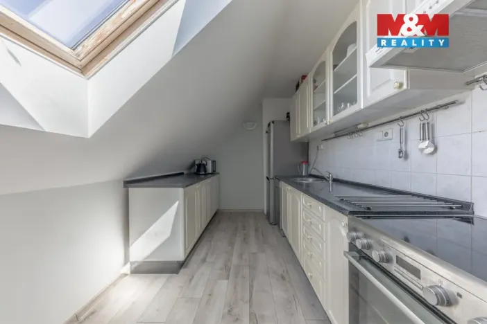 Prodej rodinného domu, Velenka, 152 m2