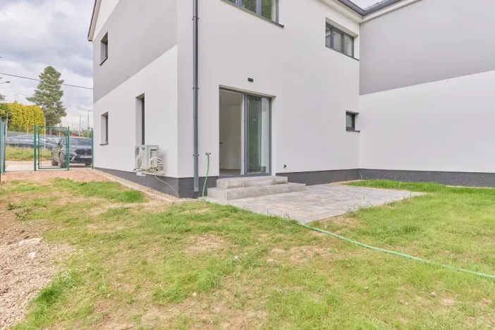 Pronájem bytu 4+kk, Trutnov - Volanov, K Břízkám, 92 m2