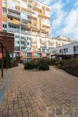 Pronájem bytu 2+kk, Praha - Vysočany, Pod Harfou, 48 m2